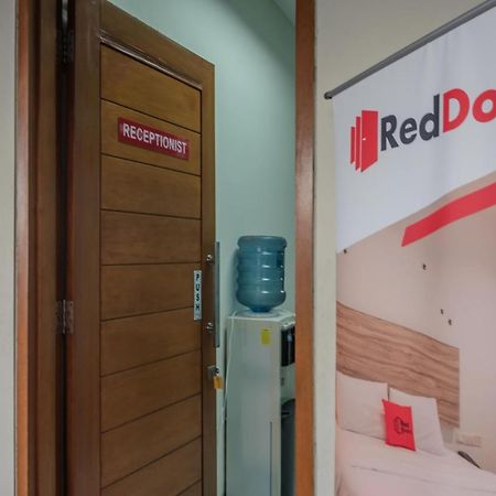 Reddoorz Plus Near Semanggi Jakarta Exteriér fotografie